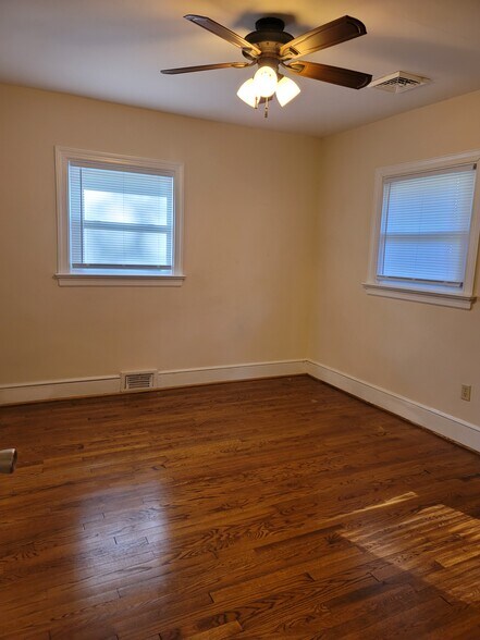 Building Photo - 1580 Whippoorwill Rd