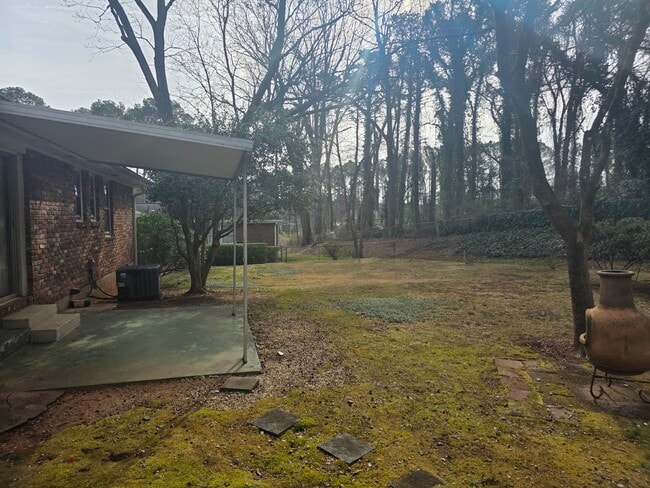 Building Photo - 3501 Montreal Way