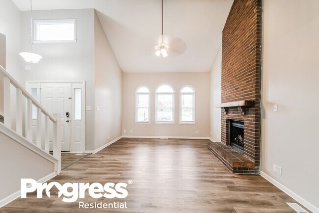 Building Photo - 10713 Creekside Woods Dr