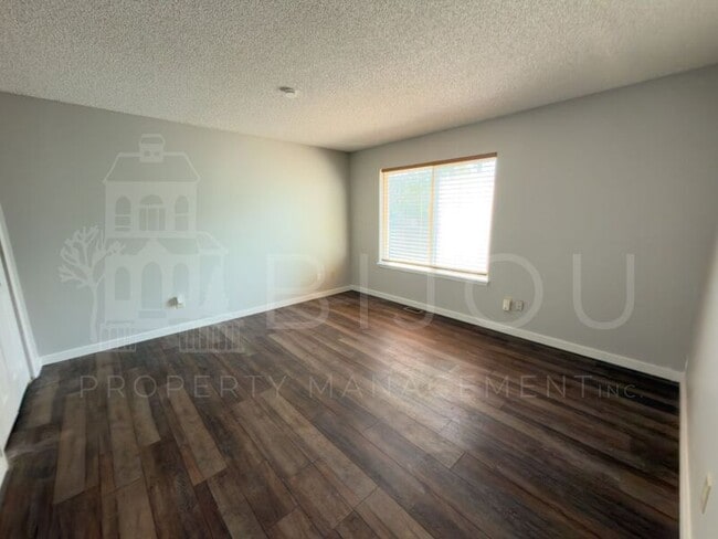 Building Photo - 963 Bayfield Way