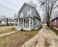 Building Photo - 855 Turner Ave