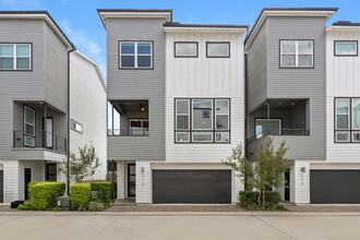 Building Photo - Modern Three-Story Home in Timbergrove Yards