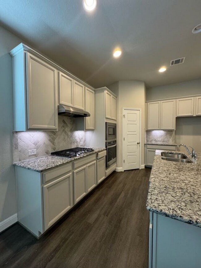Building Photo - 6707 Gailan Ranch