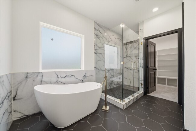 Building Photo - 4439 Gunter St