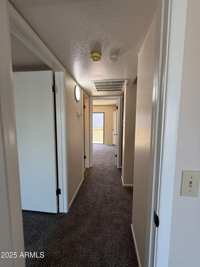 Building Photo - 16510 E Palisades Blvd