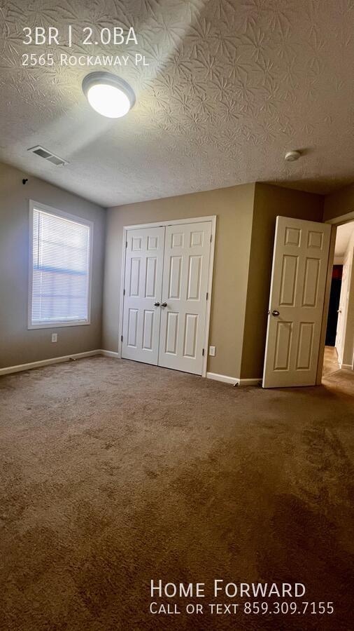 Building Photo - 2565 Rockaway Pl