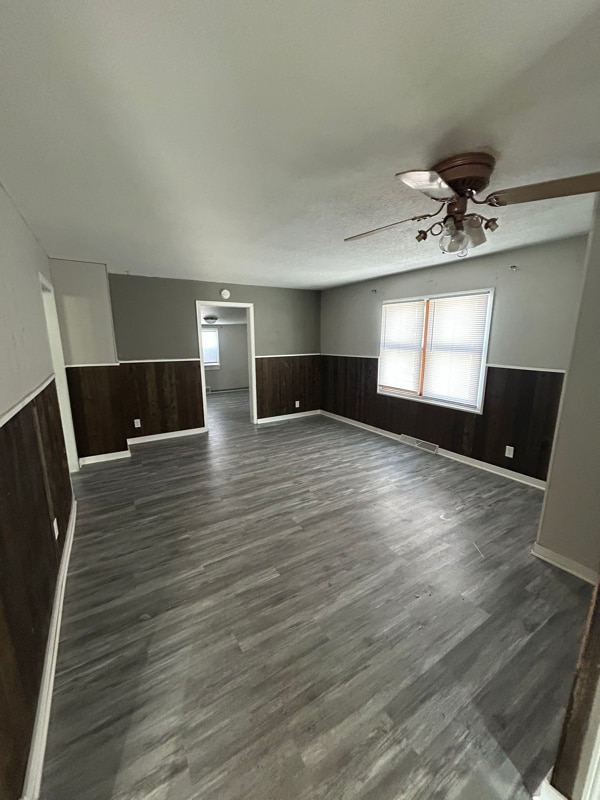 Building Photo - 35 5th Ave NE