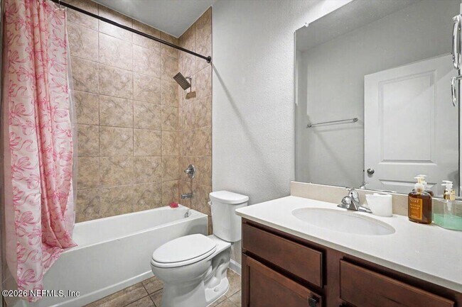 Building Photo - 11443 Tiburon Dr