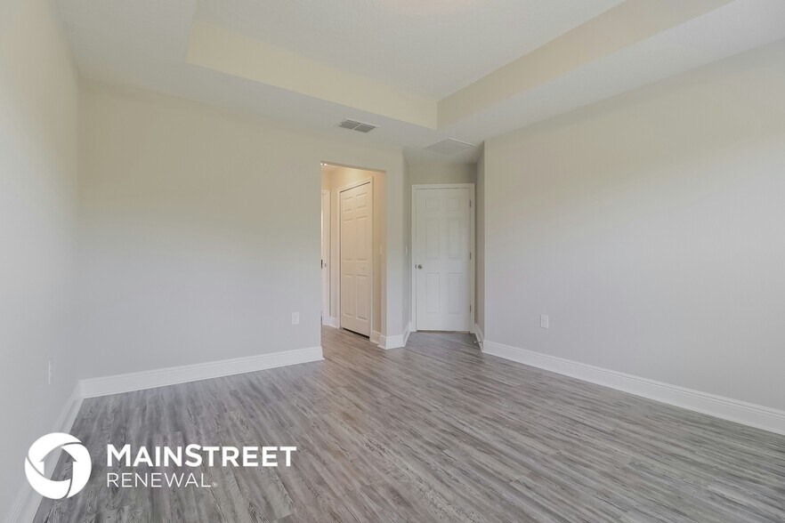 Building Photo - 417 Athabasca Ct