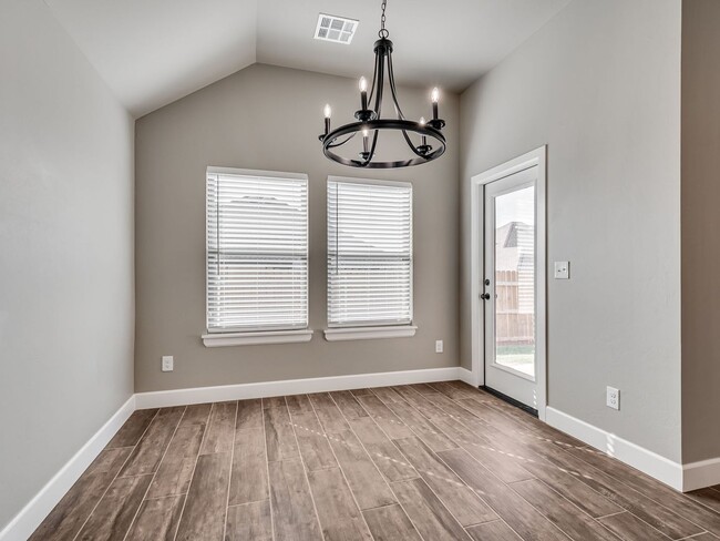 Building Photo - Brand New Home Availabe Now In Moore! $500...