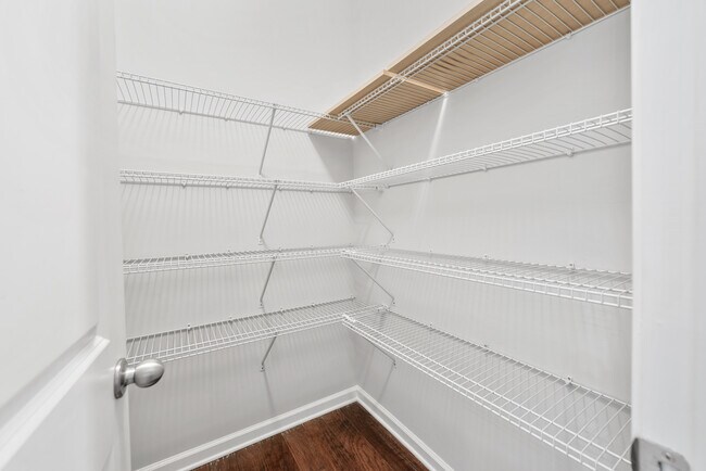 Building Photo - 3353 Ivy Farm Ct