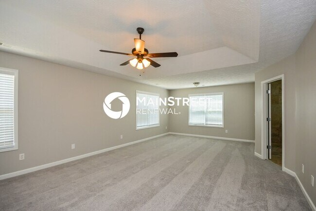 Building Photo - 4 Bedroom Pet-Friendly Home in Covington, GA with Main Street Renewal