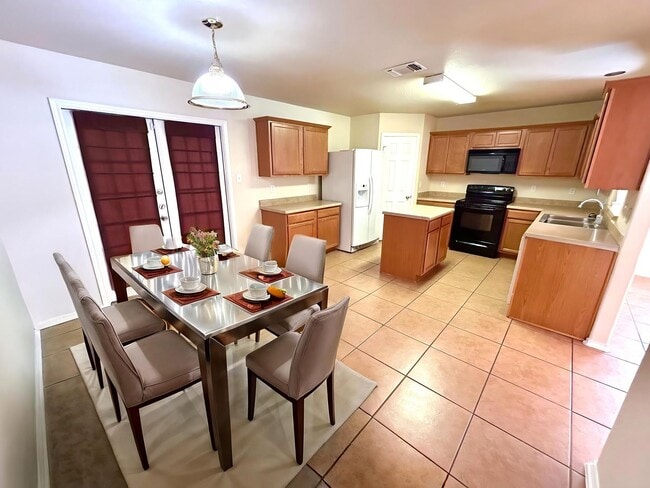 Building Photo - **MOVE IN SPECIAL** Welcome Home to Comfor...