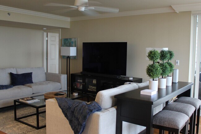 Building Photo - **PELICAN BAY**ST NICOLE**NEWLY FURNISHED**STUNNING SEASONAL OR ANNUAL RENTAL**
