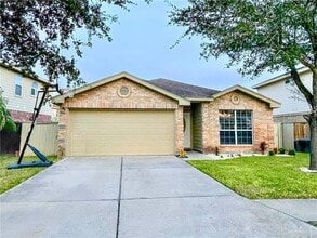 Building Photo - 10 Santa Inez St