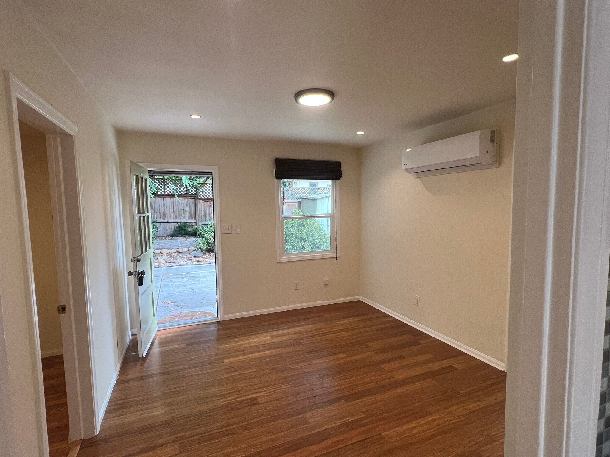 Building Photo - 2019 Cypress Ave
