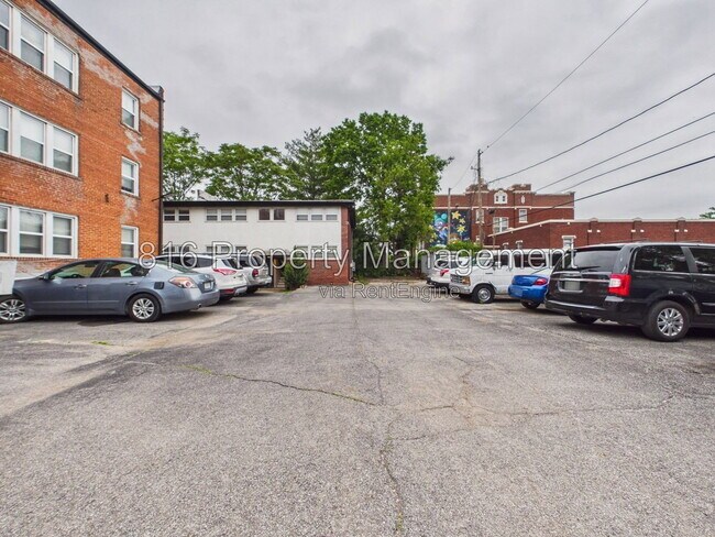 Building Photo - 3719 Wyoming St