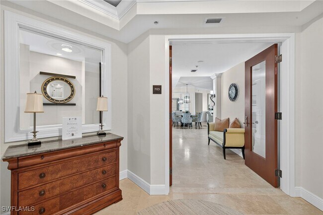 Building Photo - 285 Grande Way