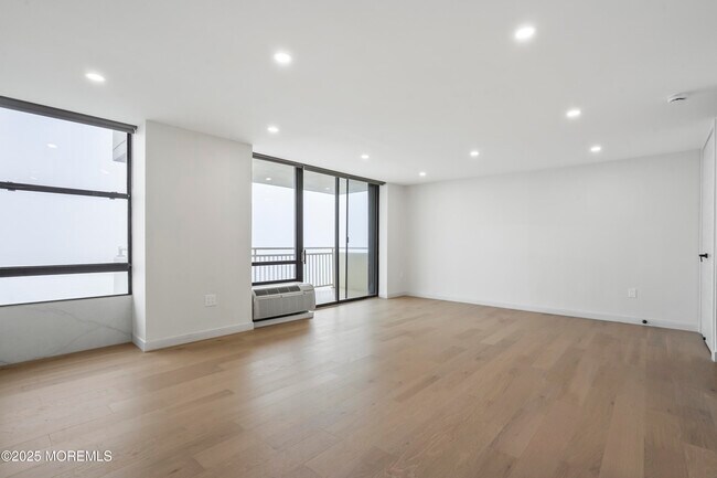 Building Photo - 787 Ocean Ave
