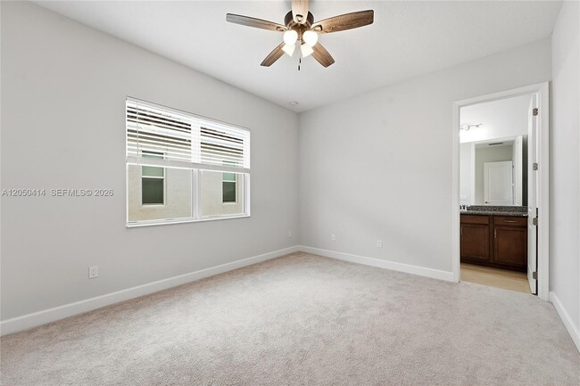 Building Photo - 15239 Goldfinch Cir