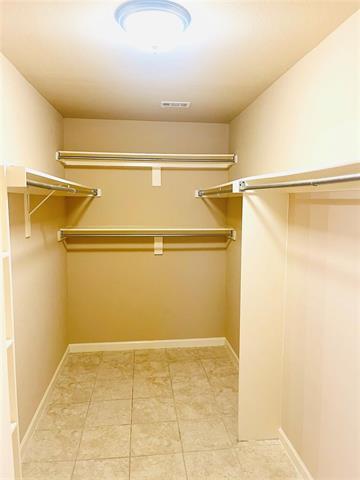 Building Photo - 4820 Holly Berry Dr