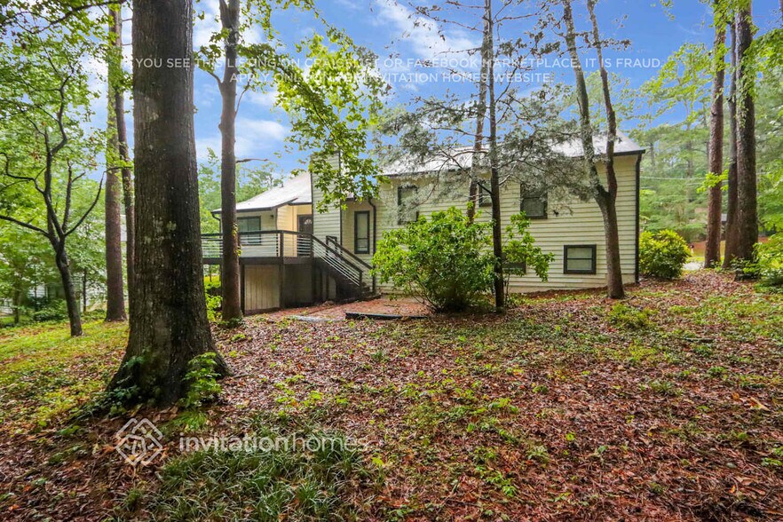Building Photo - 799 Lost Creek Cir