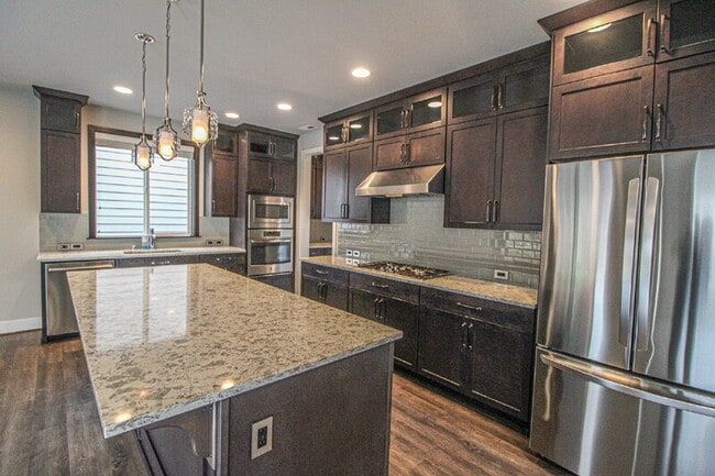 Building Photo - 1418 184th Pl SE