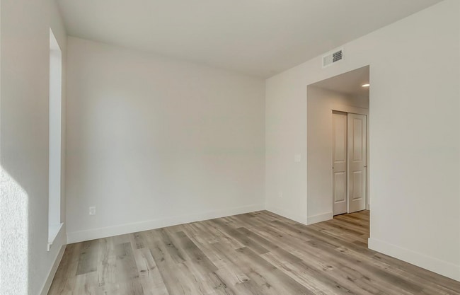 Building Photo - 14936 E Hampden Ave