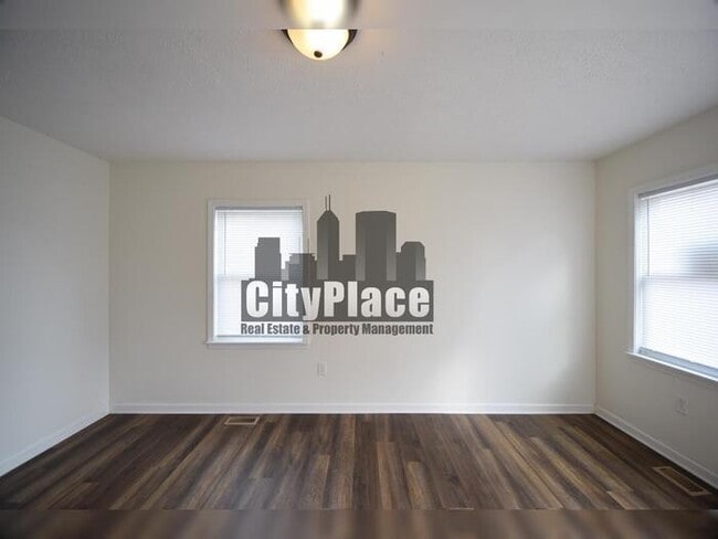 Building Photo - 3750 Hillside Ave