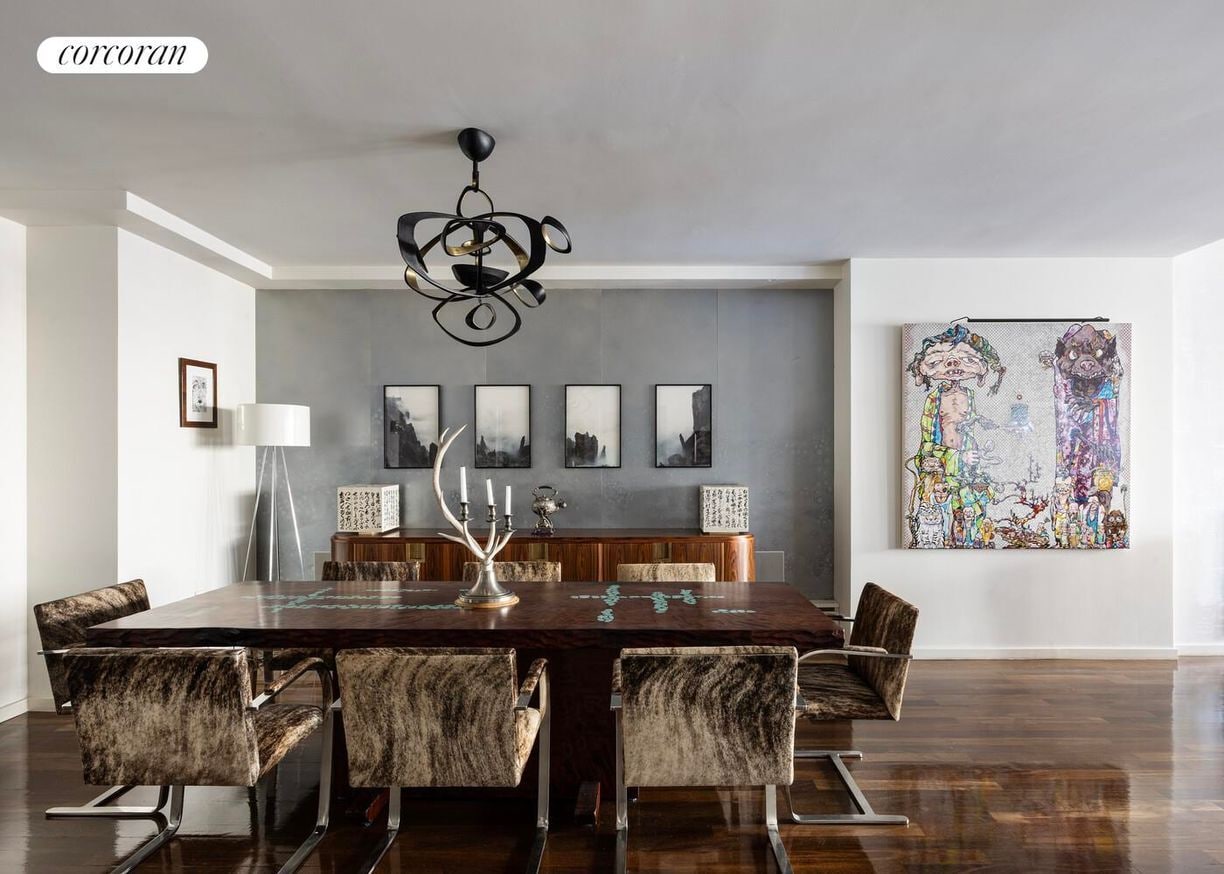 Building Photo - 224 W 18th St