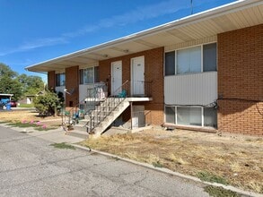 Building Photo - 522-528 N 200 E