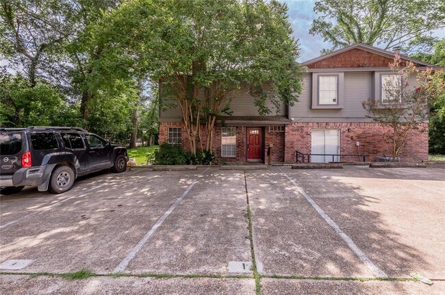 Building Photo - 1228 Ave O