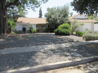 Building Photo - Beautiful Porter Ranch 3 Bedroom home on B...