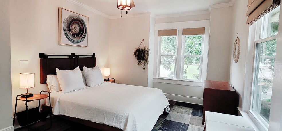 Private bedroom w West Elm Queen bed and luxury mattress - 1755 Marietta Rd NW