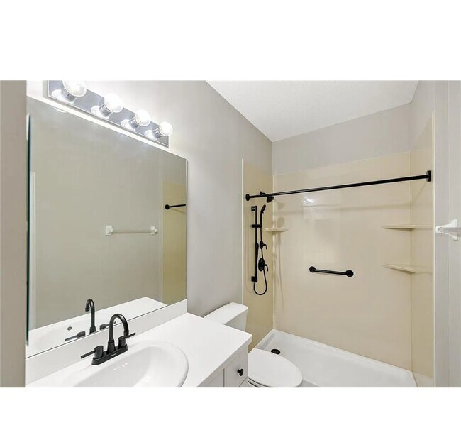 Building Photo - 181 Padova Way