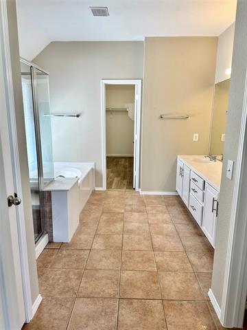 Building Photo - 4512 Vista Meadows Dr