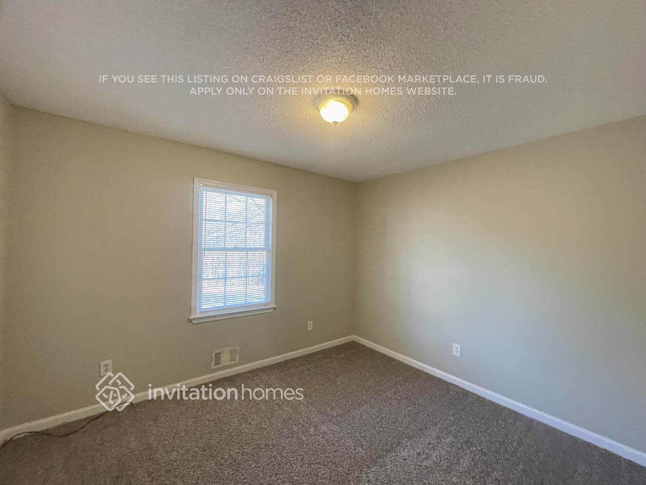 Building Photo - 360 Davis Mill Dr