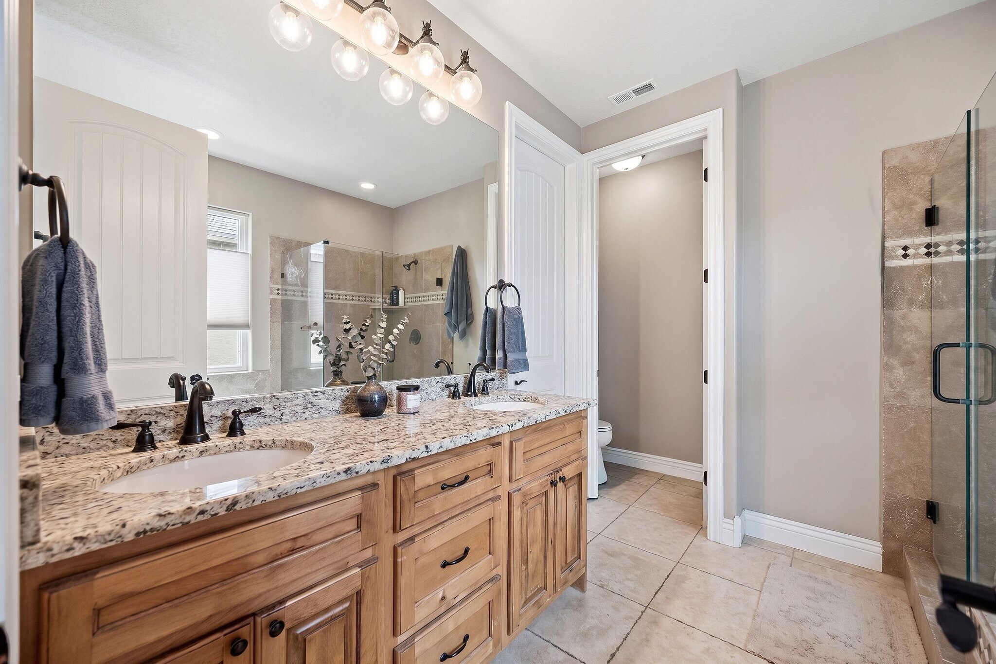 Building Photo - 9176 N Pebble Creek Loop