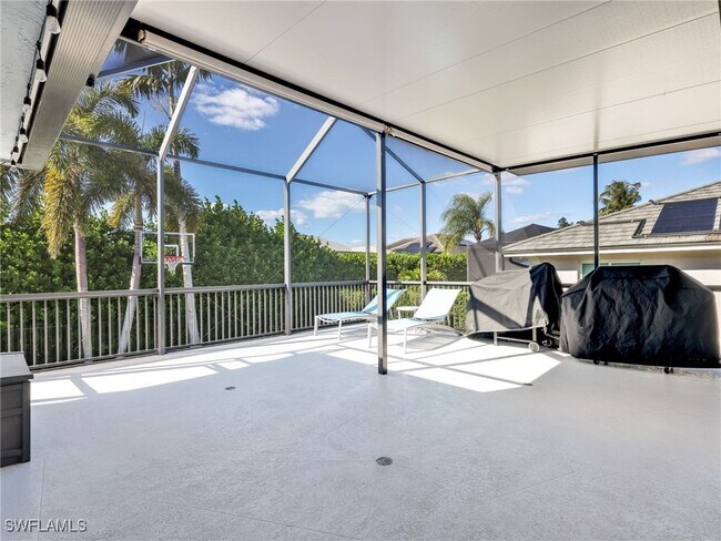 Building Photo - 188 Columbus Way