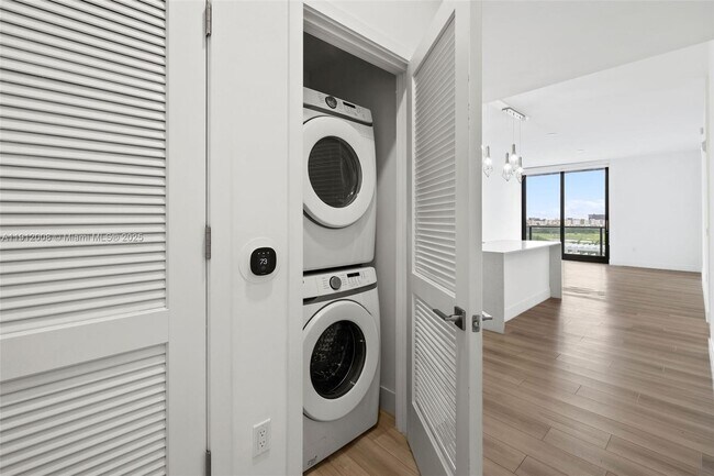 Building Photo - 101 Diplomat Pkwy