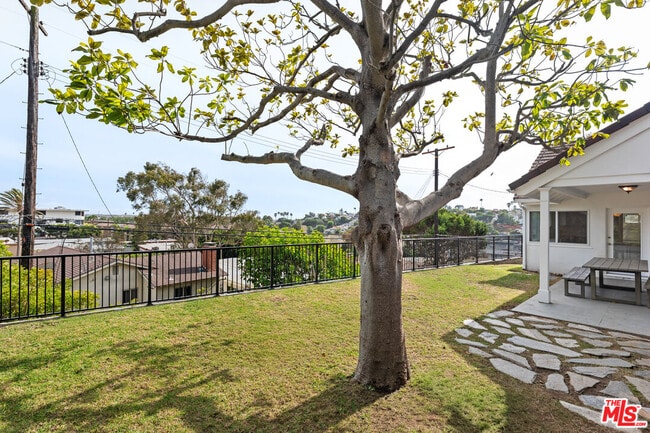 Building Photo - 8375 Zitola Terrace