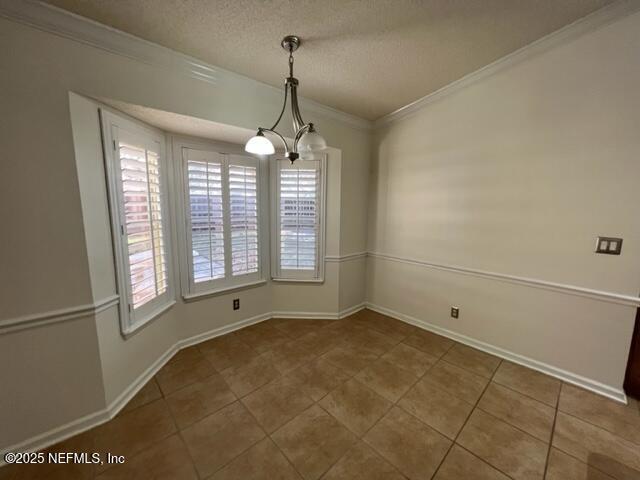 Building Photo - 2127 Forest Gate Dr W