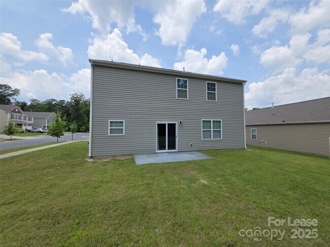 Building Photo - 2208 Apple Glen Ln