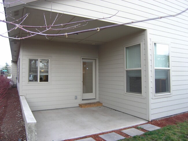 Building Photo - 2355 E Hidden Crk St