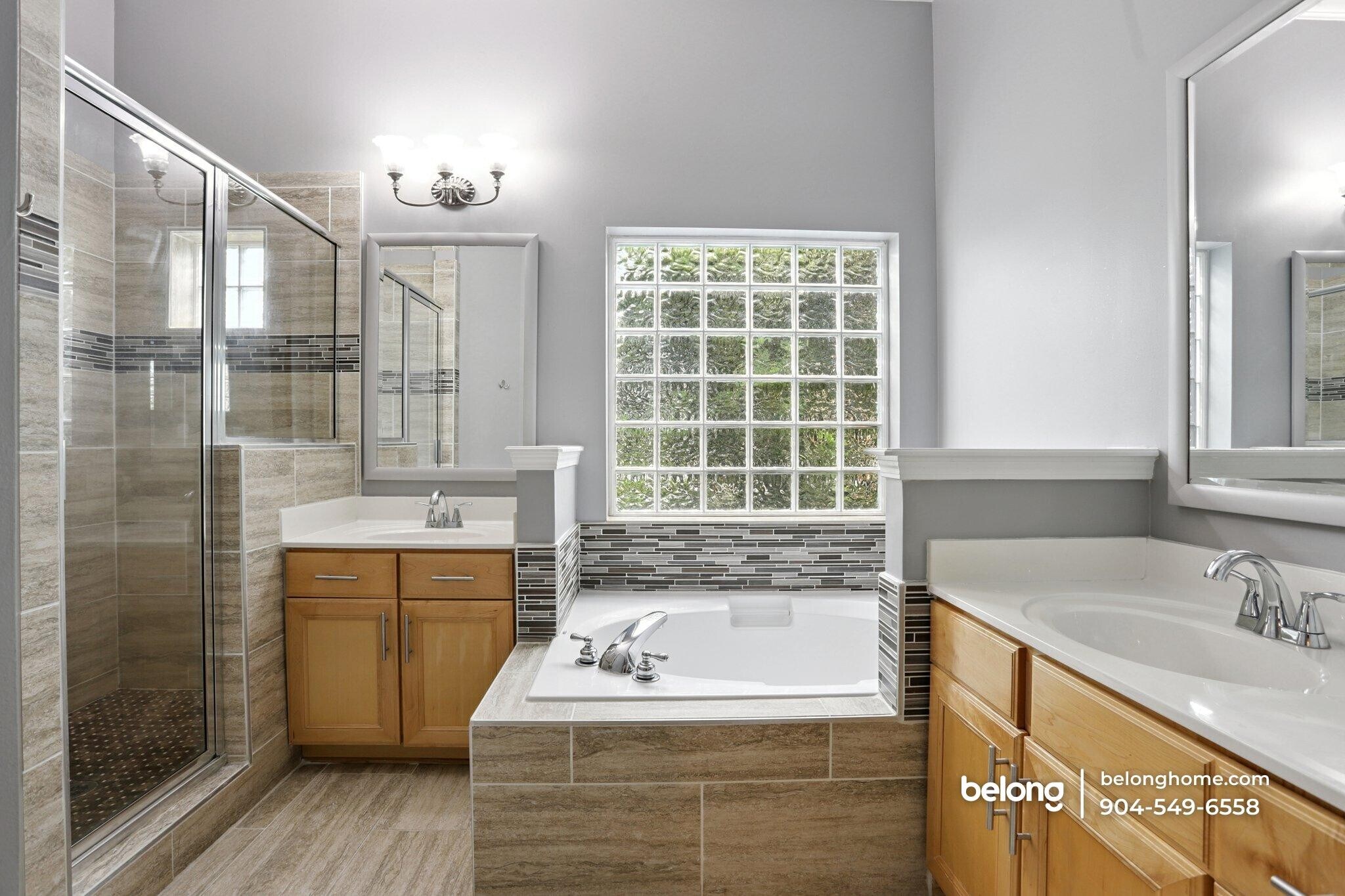 Building Photo - 85053 Sagaponack Dr