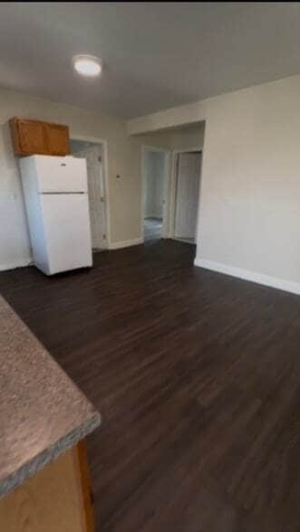 Building Photo - 15 Oakes Ave