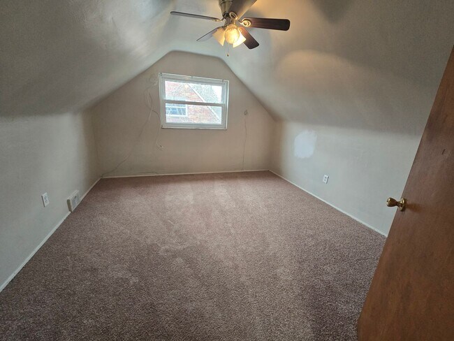 Building Photo - 3 Bedroom 2 Bathroom House - Penn Hills School District - AVAILABLE NOW