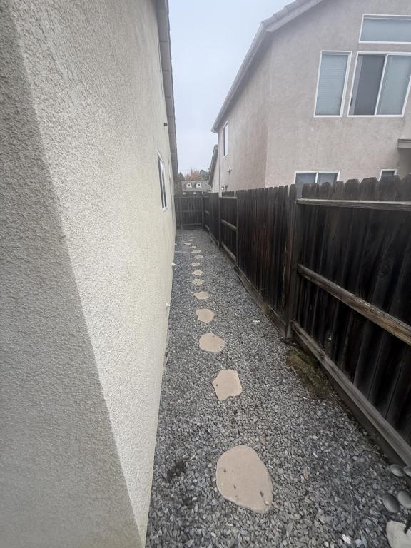 Building Photo - 3513 Telluride Ln