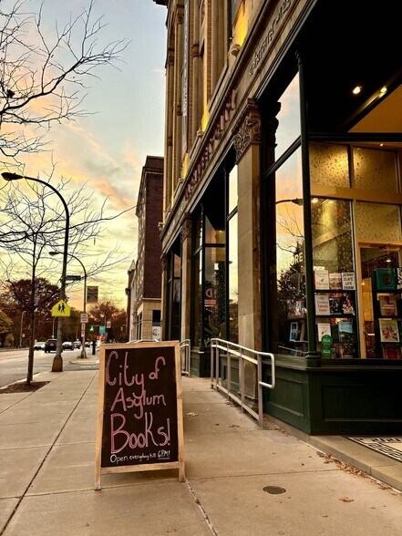 The Neighborhood - 1238 Butterfield Way