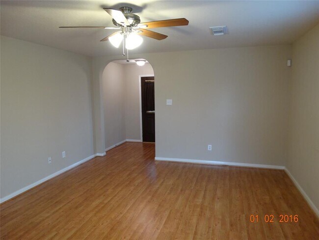 Building Photo - 2414 Gwenfair Dr